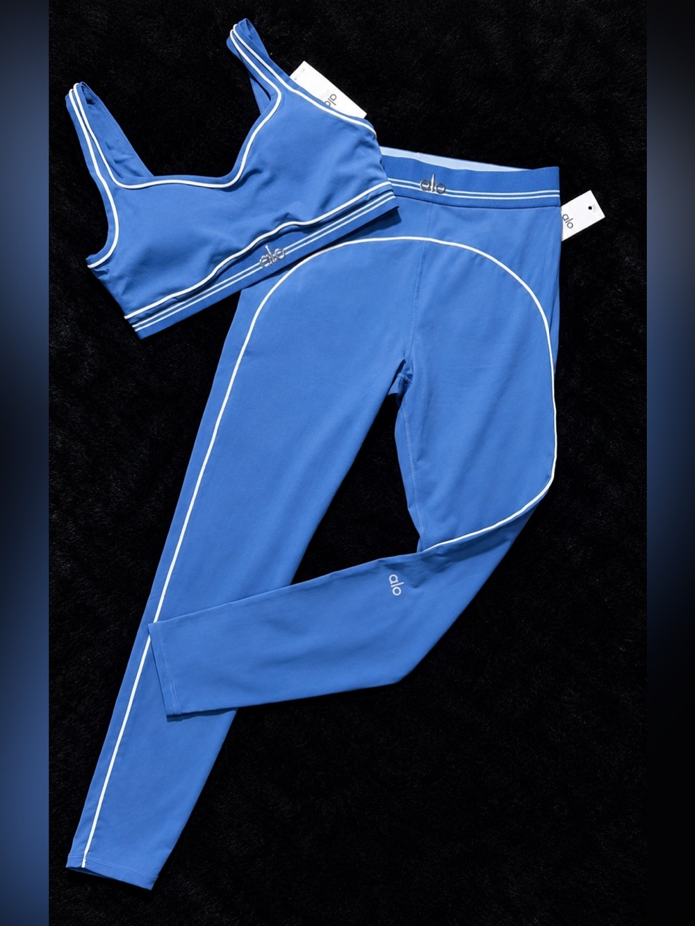 ALO Yoga Royal Blue Piped Sports Bra and Leggings Set